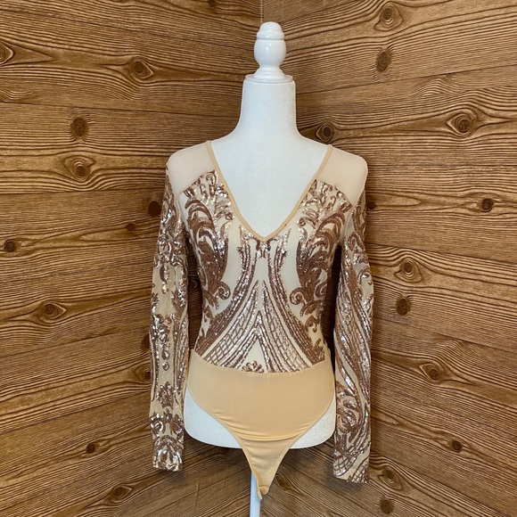 Banjul Tops - BANJUL 💕 Champagne Sheer Sequin Bodysuit MEDIUM